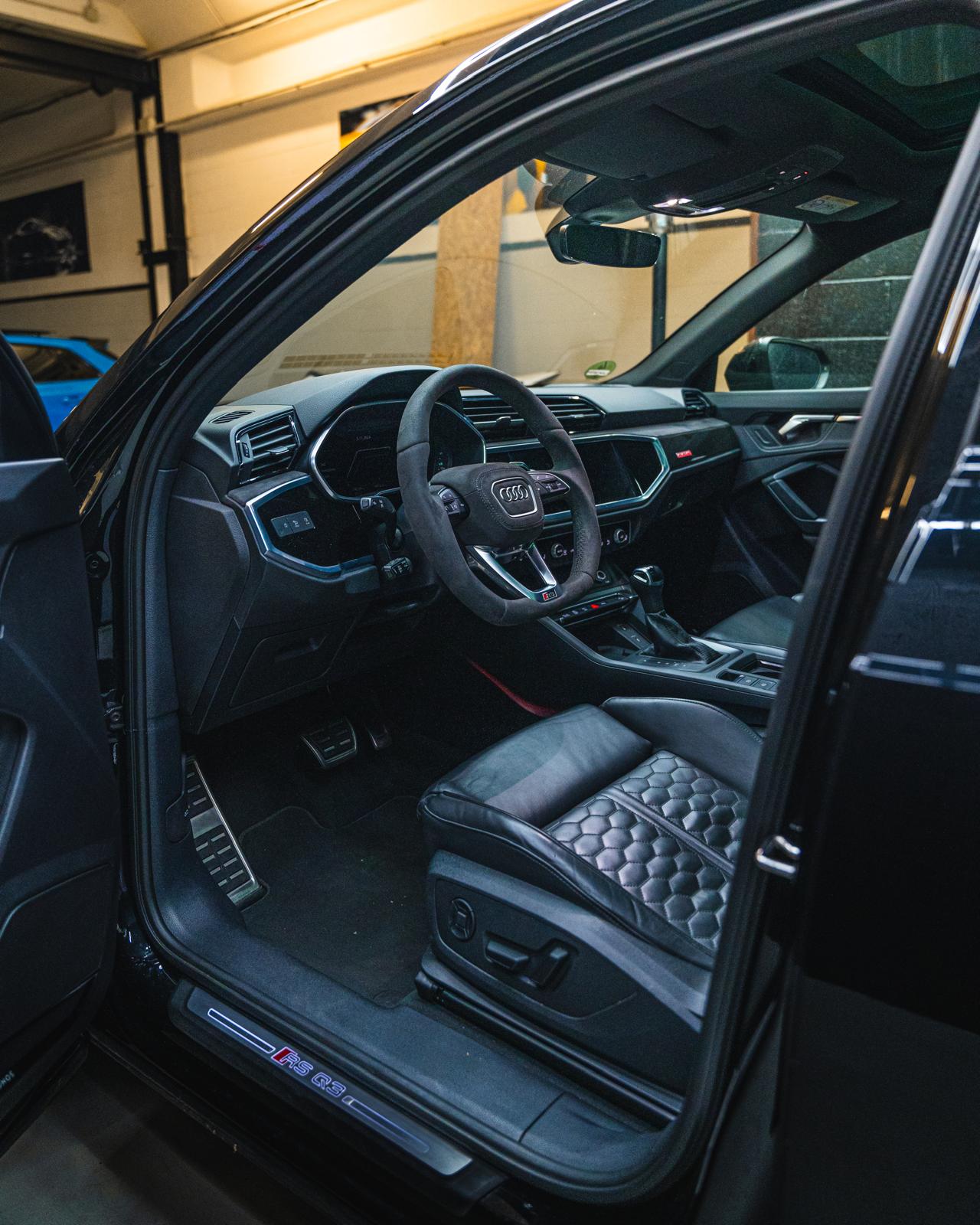 AUDI RSQ3 SPORTBACK