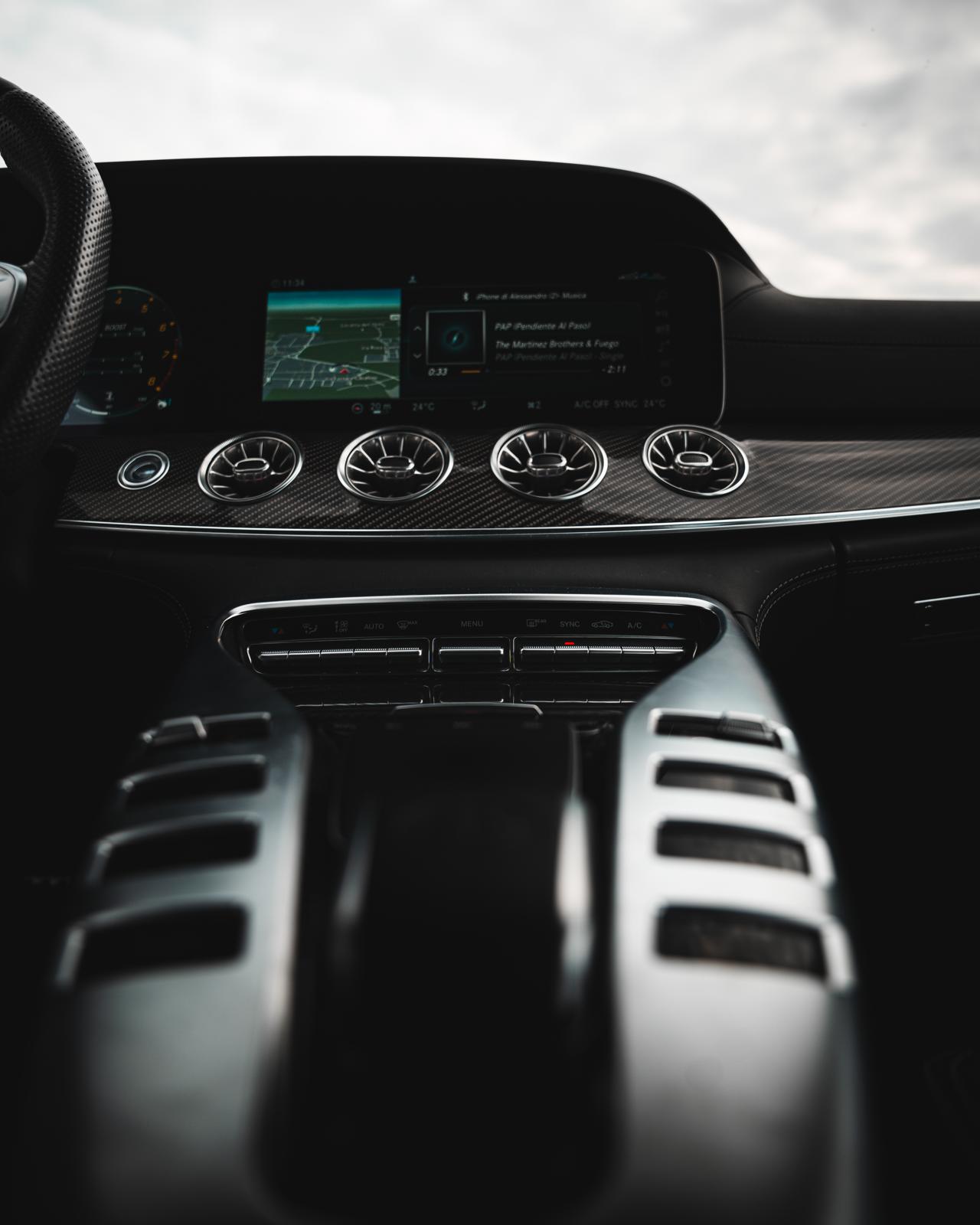 MERCEDES GT53 AMG